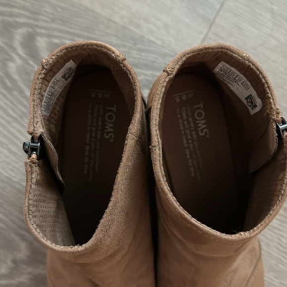 TOMS booties - Picture 3 of 6